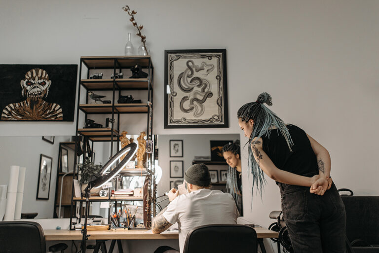 Cách chọn nghệ sĩ Watercolor tattoo tại Vũng Tàu: hướng dẫn chi tiết