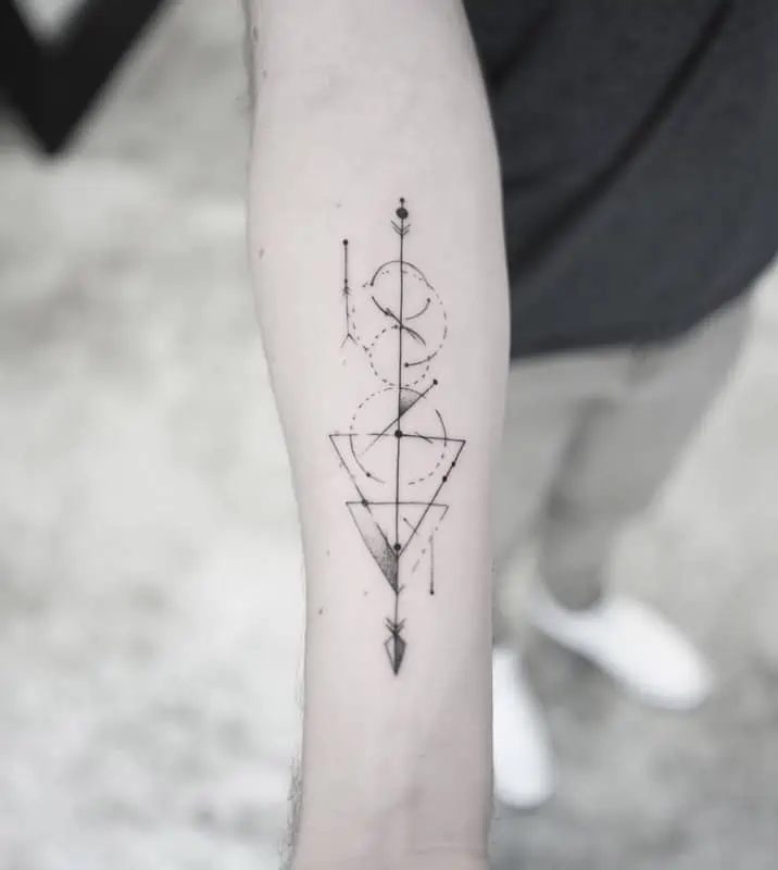 Geometric Tattoo Ideas & Placement Guide: Symmetry, Flow & Stencil Planning