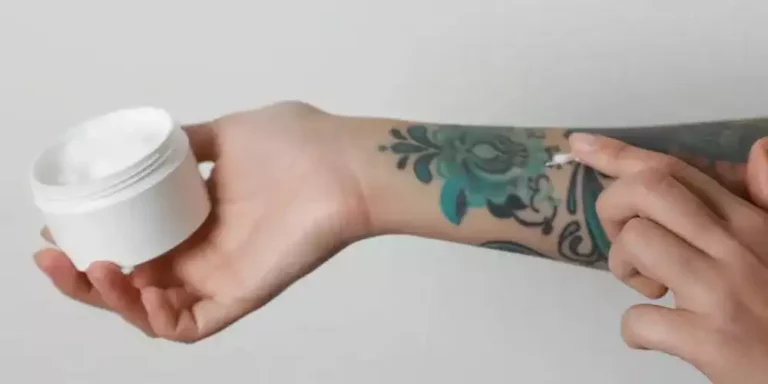 The Complete Tattoo Aftercare Guide: Expert Advice for Healing