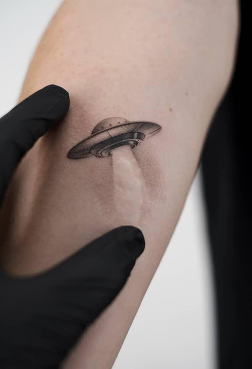 Micro Realism Tattoo: Reference Scale, Skin Texture & Healed Detail – The Expert Guide