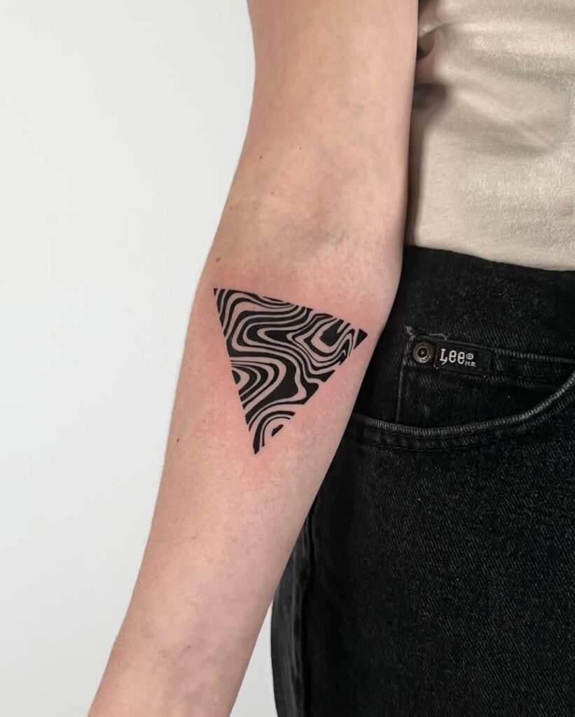 Geometric Tattoo Ideas & Placement Guide: Symmetry, Flow & Stencil Planning
