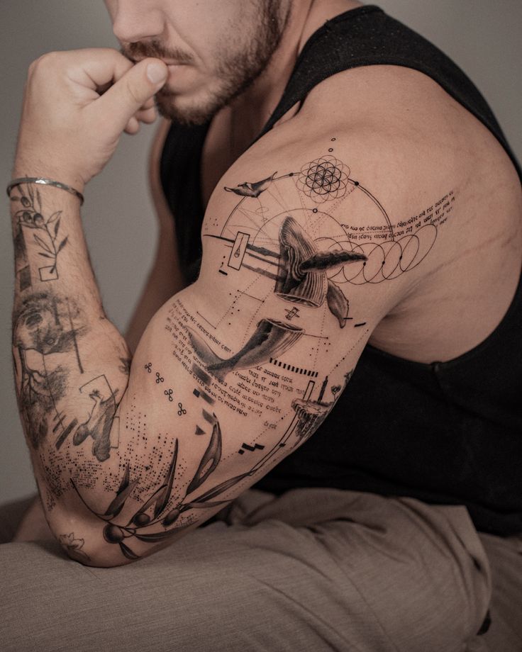 Graphic Tattoo: Hướng dẫn chuyên sâu về khả năng đọc, độ tương phản và bố cục