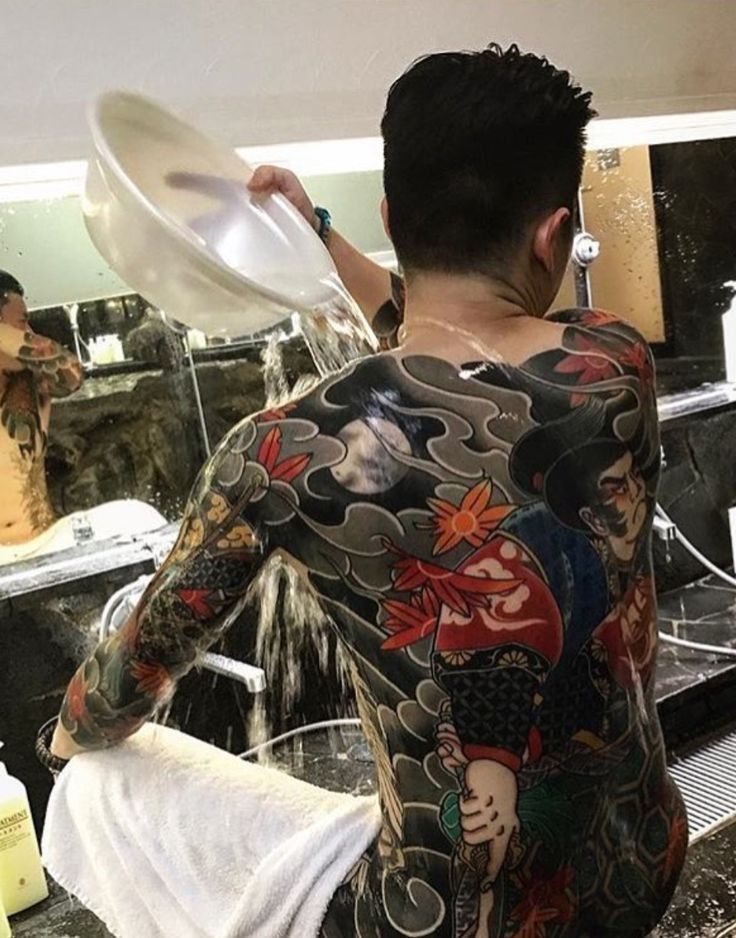 Ảnh vệ sinh và màng dán bảo vệ đúng cách