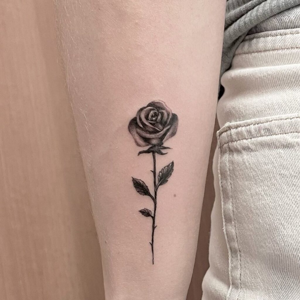 Example of tattoo blowout on a wrist micro realism design