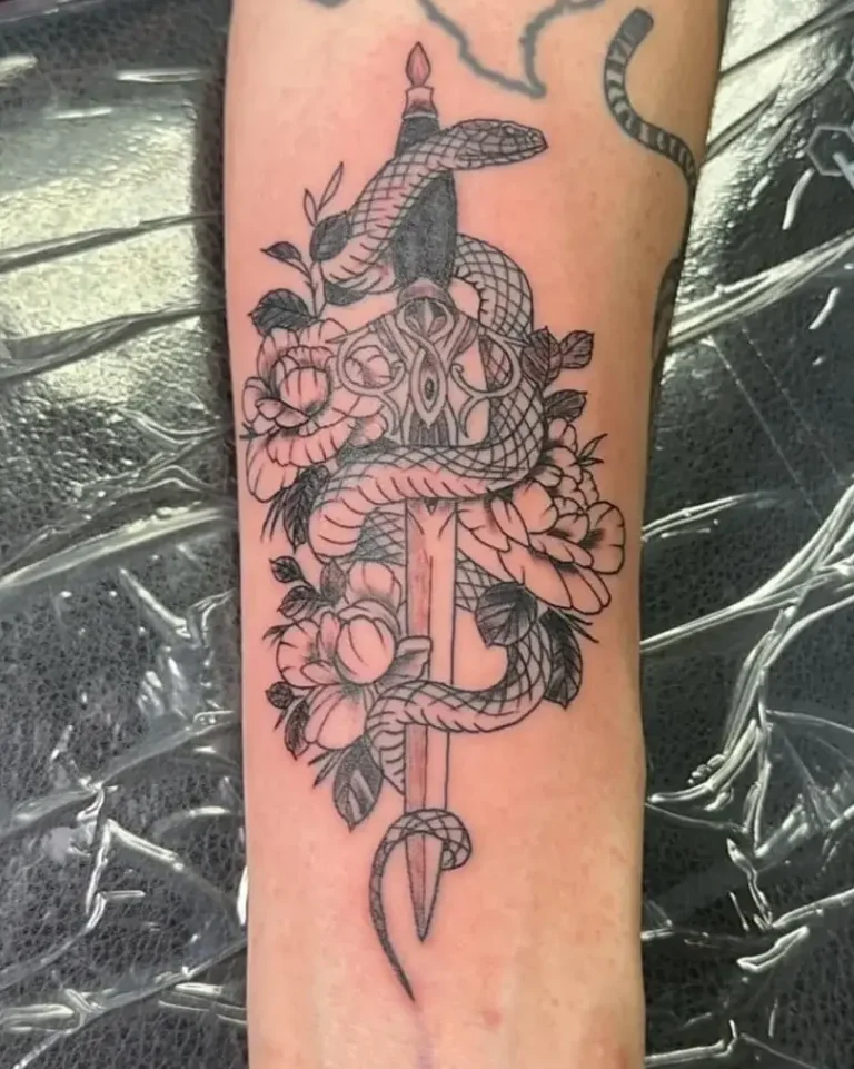 Traditional vs Neo-Traditional Tattoo: Line, Color, and Healed Readability – A Professional Guide