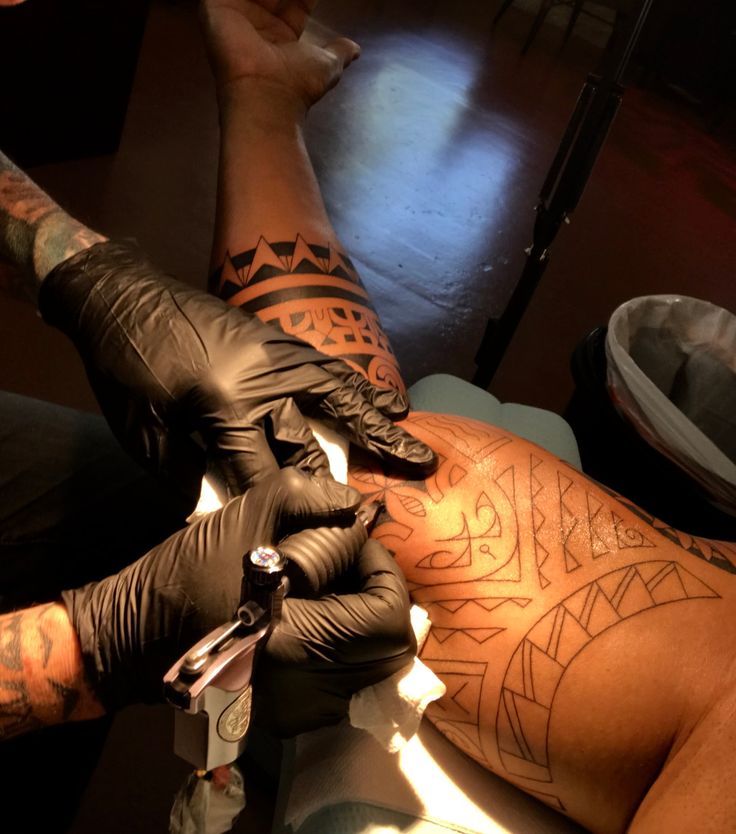 Fine line Polynesian work requires a different needle approach.